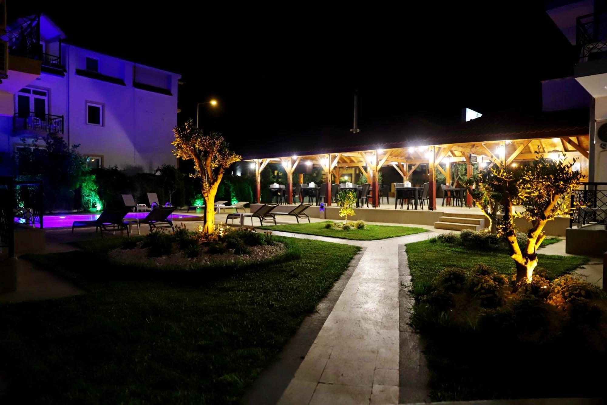 Akin Apart And Hotel Antalya Bagian luar foto