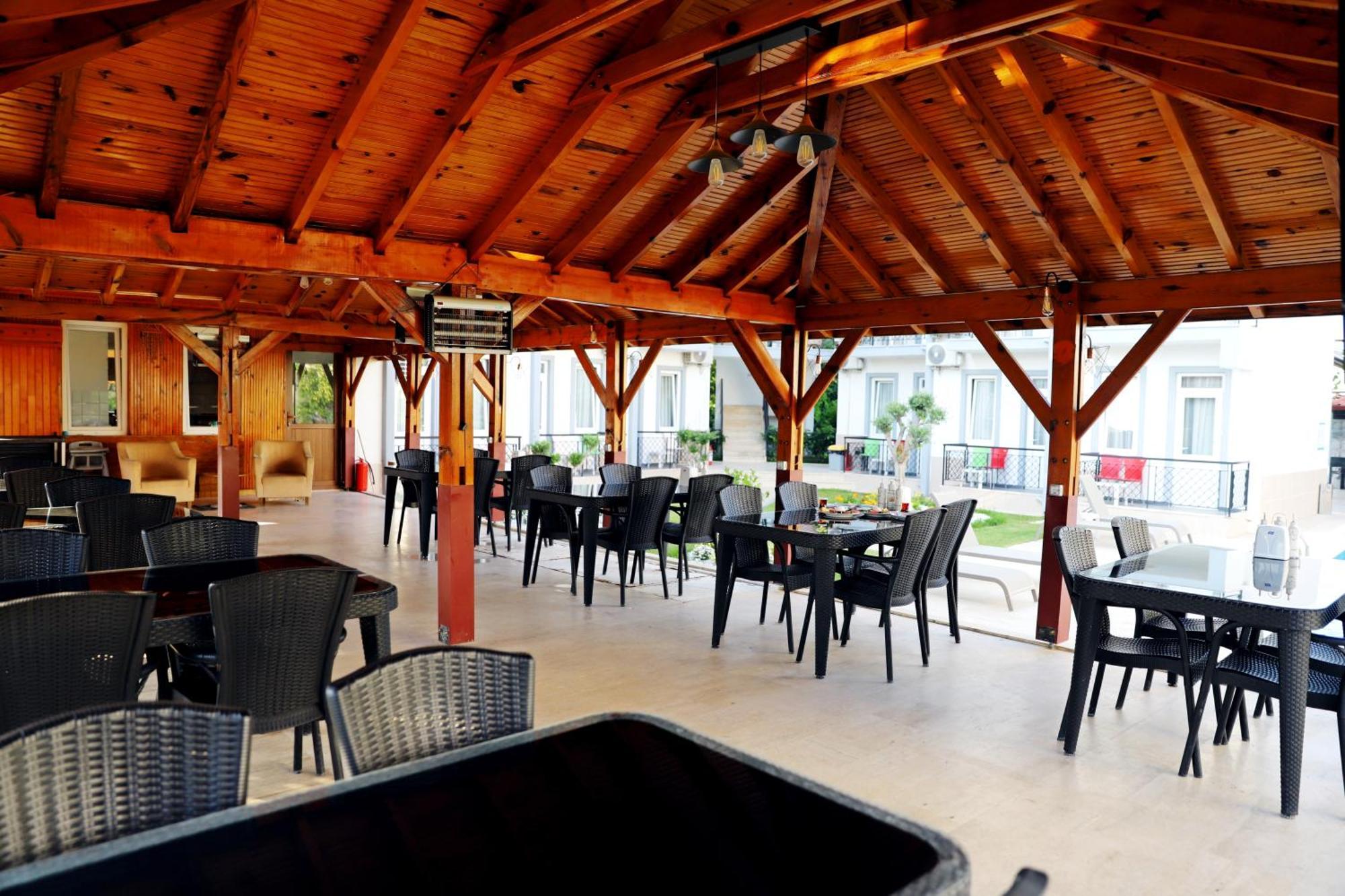 Akin Apart And Hotel Antalya Bagian luar foto
