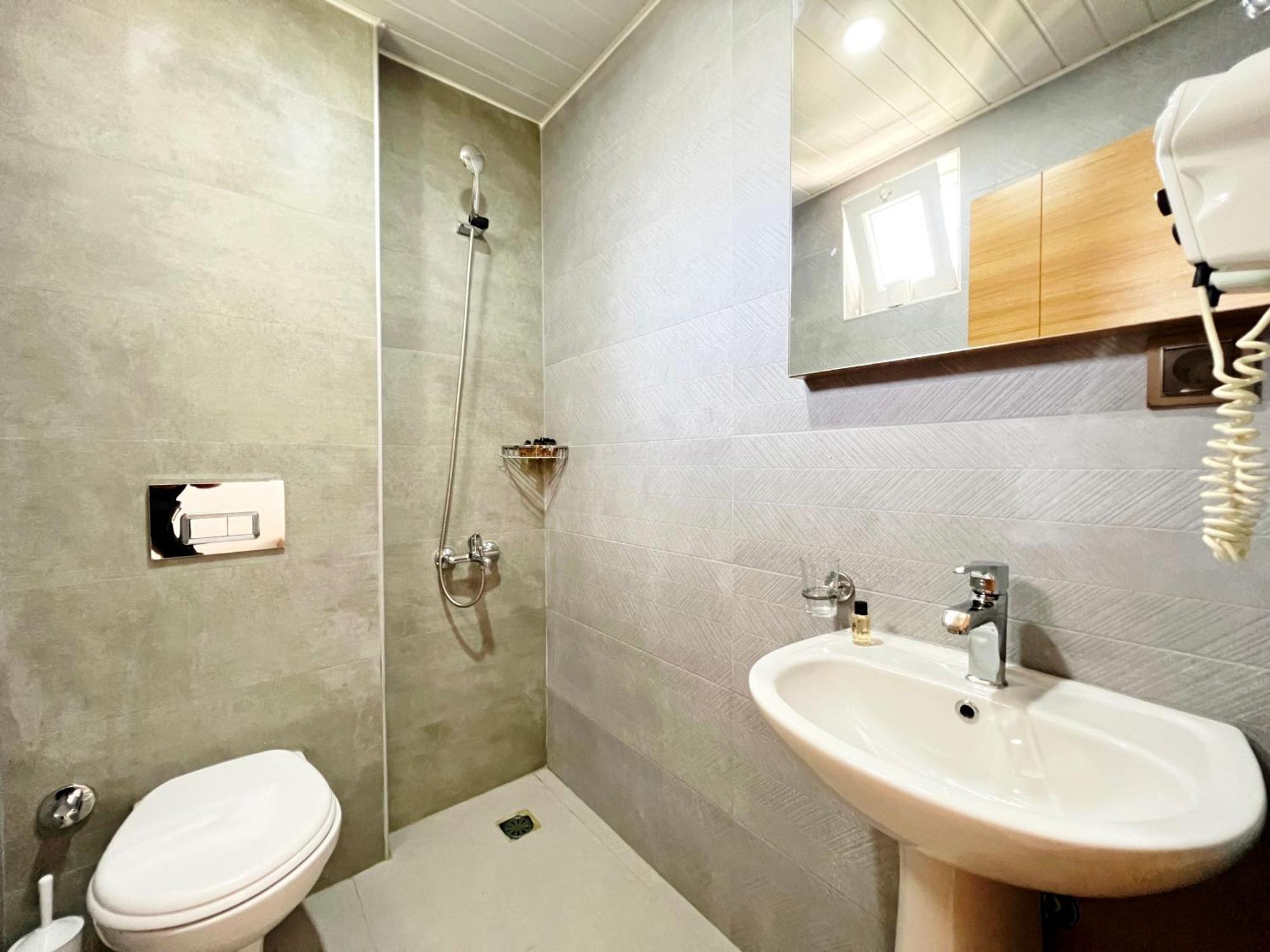 Akin Apart And Hotel Antalya Bagian luar foto