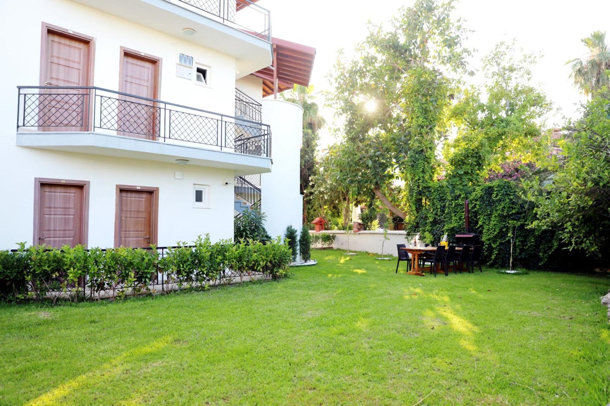 Akin Apart And Hotel Antalya Bagian luar foto